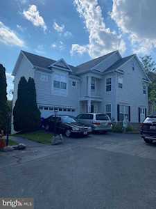 8266 Laurel Heights Loop Lorton, VA 22079