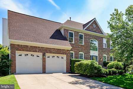 3038 Jeannie Anna Ct Herndon, VA 20171