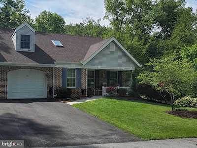 82 Timber Villa Elizabethtown, PA 17022