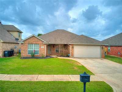 2508 SE 11th St Moore, OK 73160