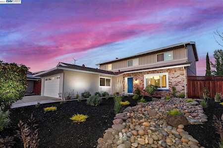 3072 Riviera Way San Ramon, CA 94583