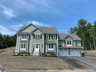46 Fieldstone Lane Billerica, MA 01821