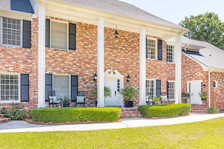 204 Woodlake Dr Summerville, SC 29485