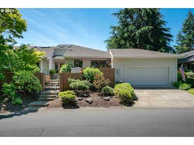 31675 SW Arbor Glen Loop Wilsonville, OR 97070