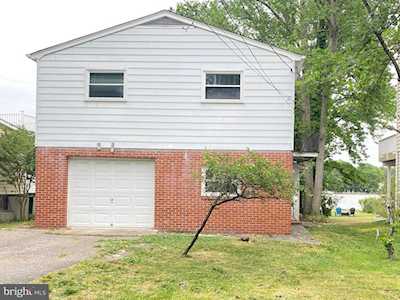 1228 Washington Dr Annapolis, MD 21403
