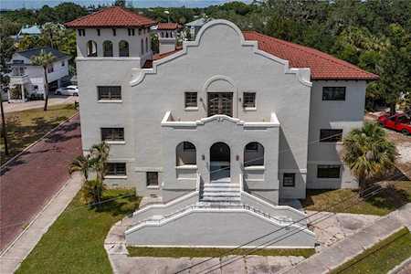 160 Read St Tarpon Springs, FL 34689