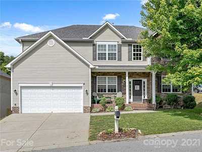1 Stonebury Dr Arden, NC 28704