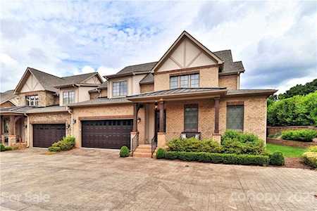 3304 Smith Point Ct Charlotte, NC 28226