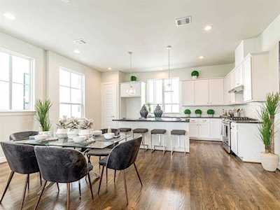 2806 Grand Fountains Dr Houston, TX 77054