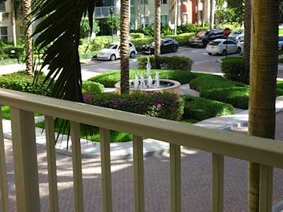 802 W Windward Way #206 Lantana, FL 33462