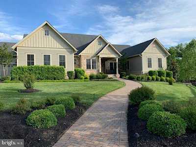 41771 Prairie Aster Ct Ashburn, VA 20148