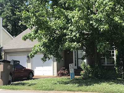5356 Village Way Nashville, TN 37211