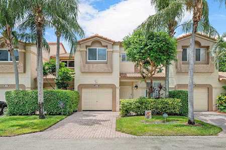 6682 Via Regina Boca Raton, FL 33433