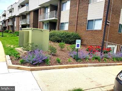 10206 Prince Place #4-304 Upper Marlboro, MD 20774