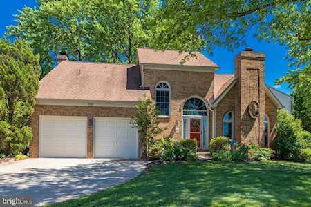 3143 Kinross Circle Herndon, VA 20171