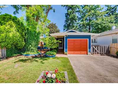 7533 SE Schiller St Portland, OR 97206