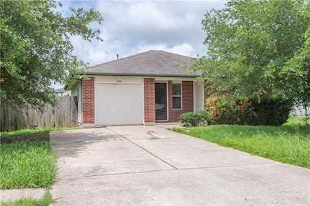 11809 Morning View DR Del Valle, TX 78617