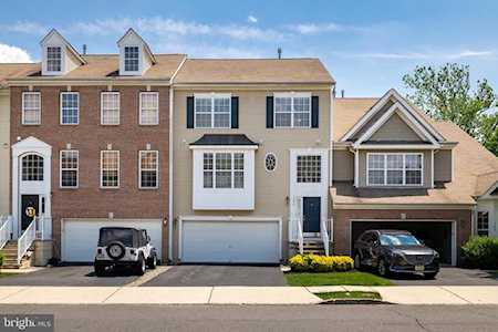 1592 Jason Dr Cinnaminson, NJ 08077