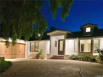 19 Dapplegray Ln Rolling Hills Estates, CA 90274
