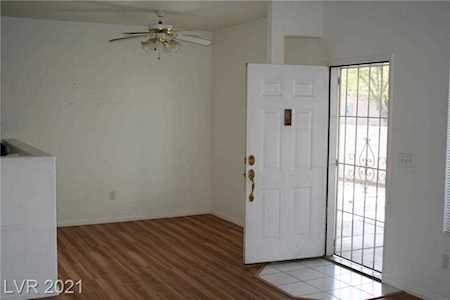 6014 Vegas Dr Las Vegas, NV 89108