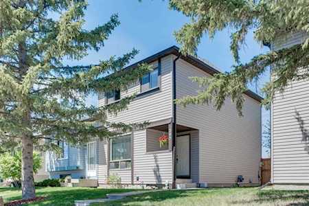 205 Cedardale Rd SW Calgary, AB T2W 5A8