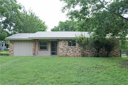 325 Chisum TRL Burnet, TX 78611