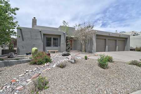 909 Piedra Vista Rd NE Albuquerque, NM 87123