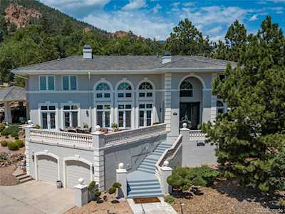 6 Pine Rd Colorado Springs, CO 80906