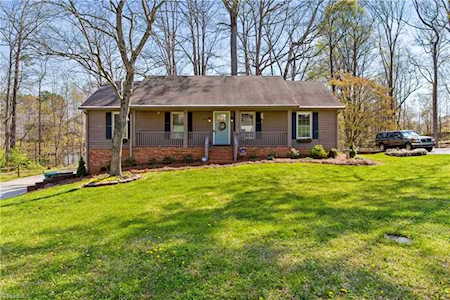 2911 Hopewood Lane Winston Salem, NC 27103
