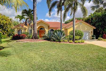 8017 Desmond Drive Boynton Beach, FL 33472