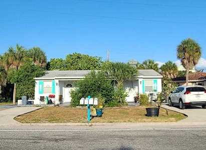6755 Gulf Winds Dr St Pete Beach, FL 33706