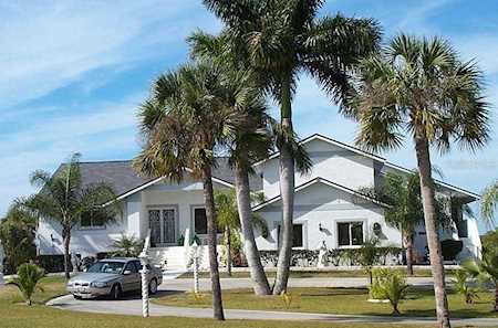 1301 Bayshore Dr Englewood, FL 34223