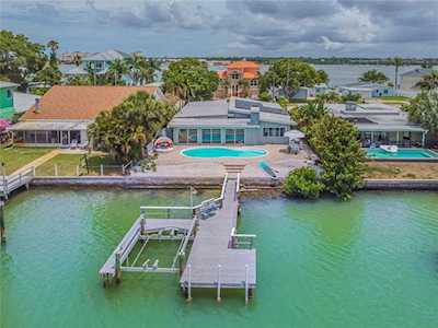 813 Bay Point Dr Madeira Beach, FL 33708