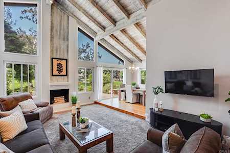 1355 Camino Teresa Solana Beach, CA 92075