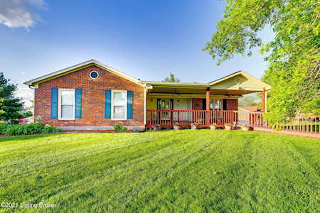 108 Madison Ct Mt Washington, KY 40047