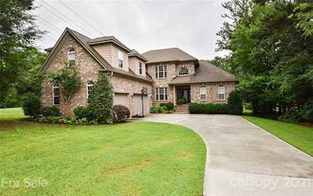 12113 Darby Chase Dr Charlotte, NC 28277