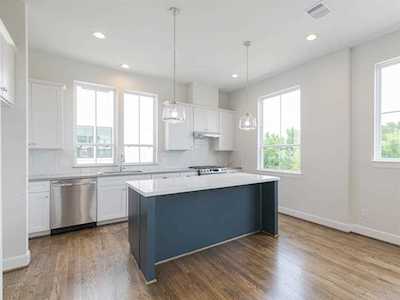 2806 Grand Fountains Dr Houston, TX 77054