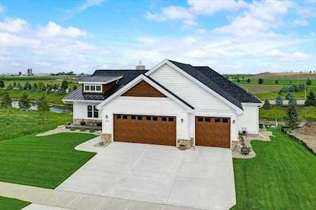 6245 Fountainhead Cir Deforest, WI 53532