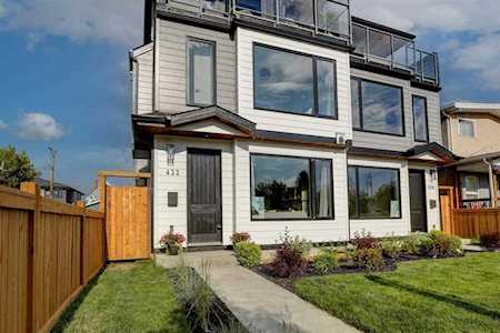 422 6A St NE Calgary, AB T2E 4A7