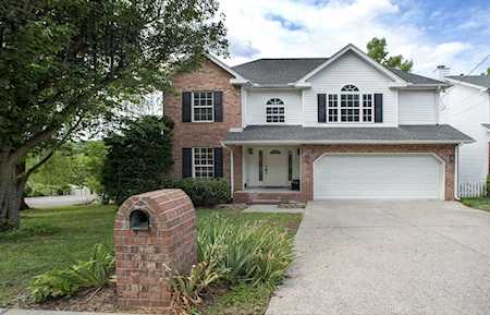 130 Breakwater N Hendersonville, TN 37075