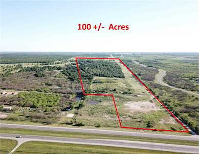 2883 W State Highway 71 Highway Cedar Creek, TX 78612