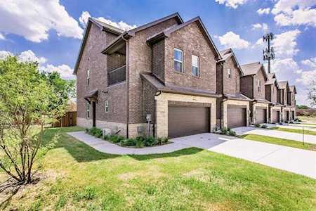 4941 Oak Creek Drive Sachse, TX 75048