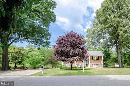 133 Circle Rd Pasadena, MD 21122