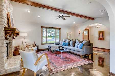 7703 Banpass LN Austin, TX 78736