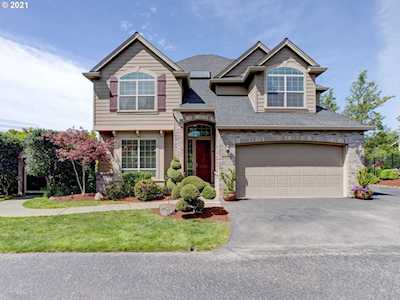 3755 NW 25th Ave Camas, WA 98607