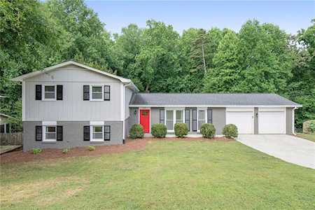 2627 Rhonda Ct NW Duluth, GA 30096