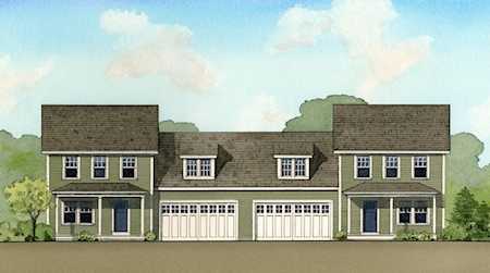 79 Falcon Crest Dr Gorham, ME 04038
