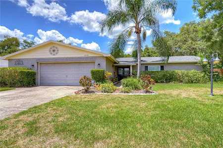 16545 Forest Lake Dr Tampa, FL 33624