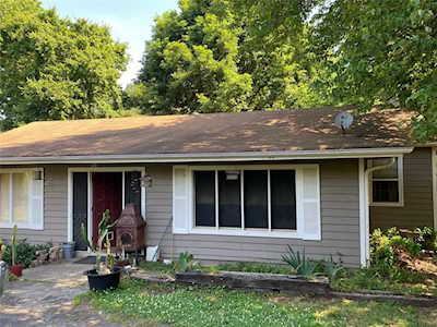 286 Farm Ridge Dr NE Woodstock, GA 30188
