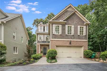 8504 Angels Walk Sandy Springs, GA 30350